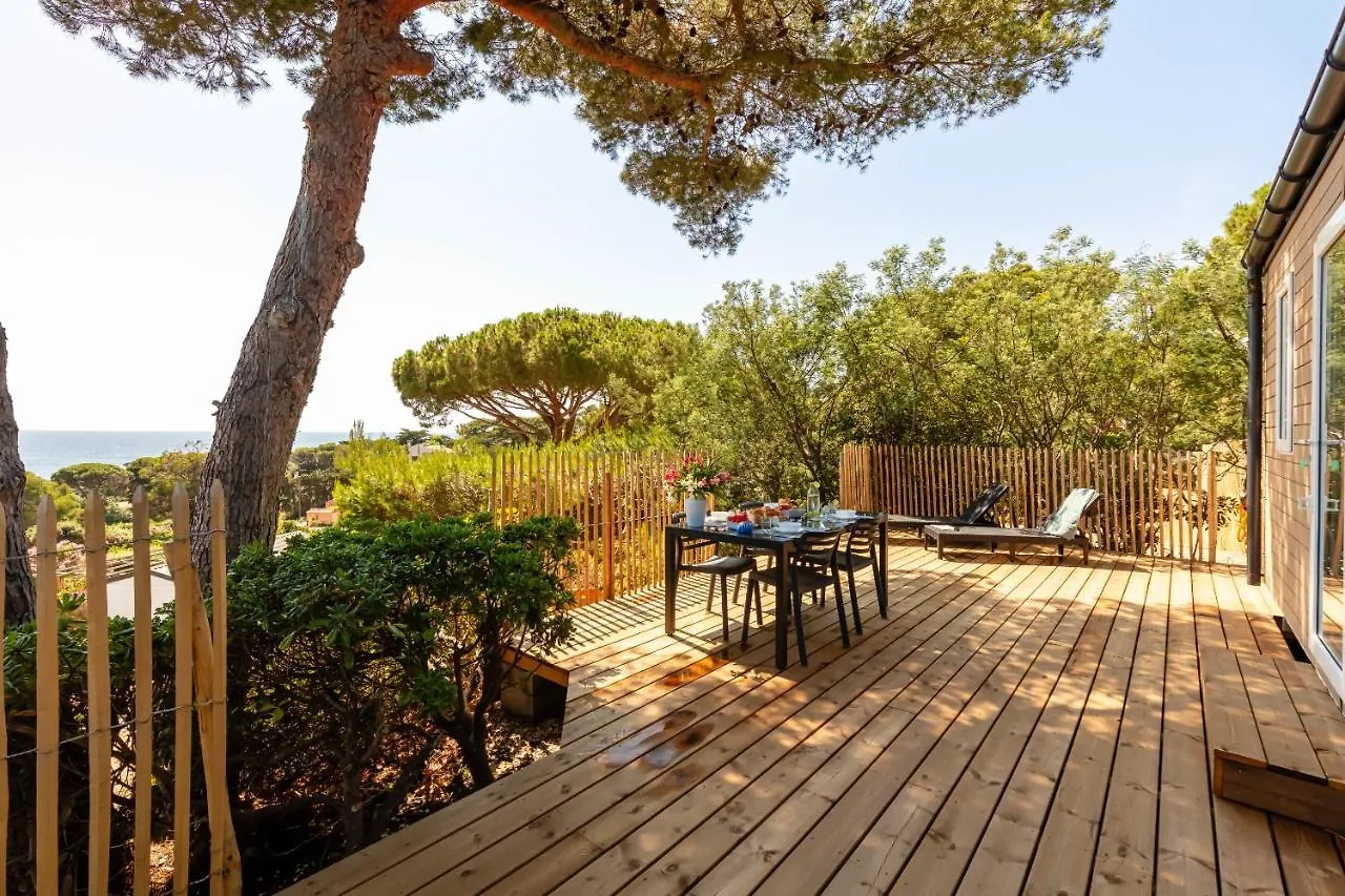 Holiday home L'Olivier Mobil-Home Climatise Avec Une Vue Mer Exceptionnelle Hyeres France